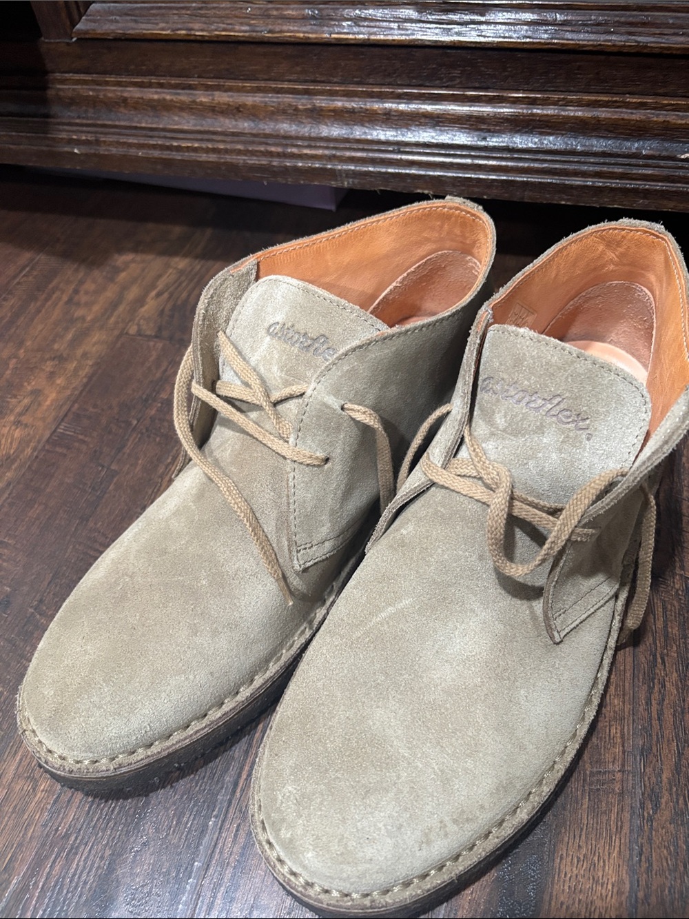NWOT Astorflex Women's Lace-Up Suede Ankle Boots in Taupe